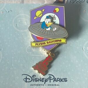 Disney Parks Donald Duck Disneyland Flying Saucers E-Ticket dangle LE 1500 Pin